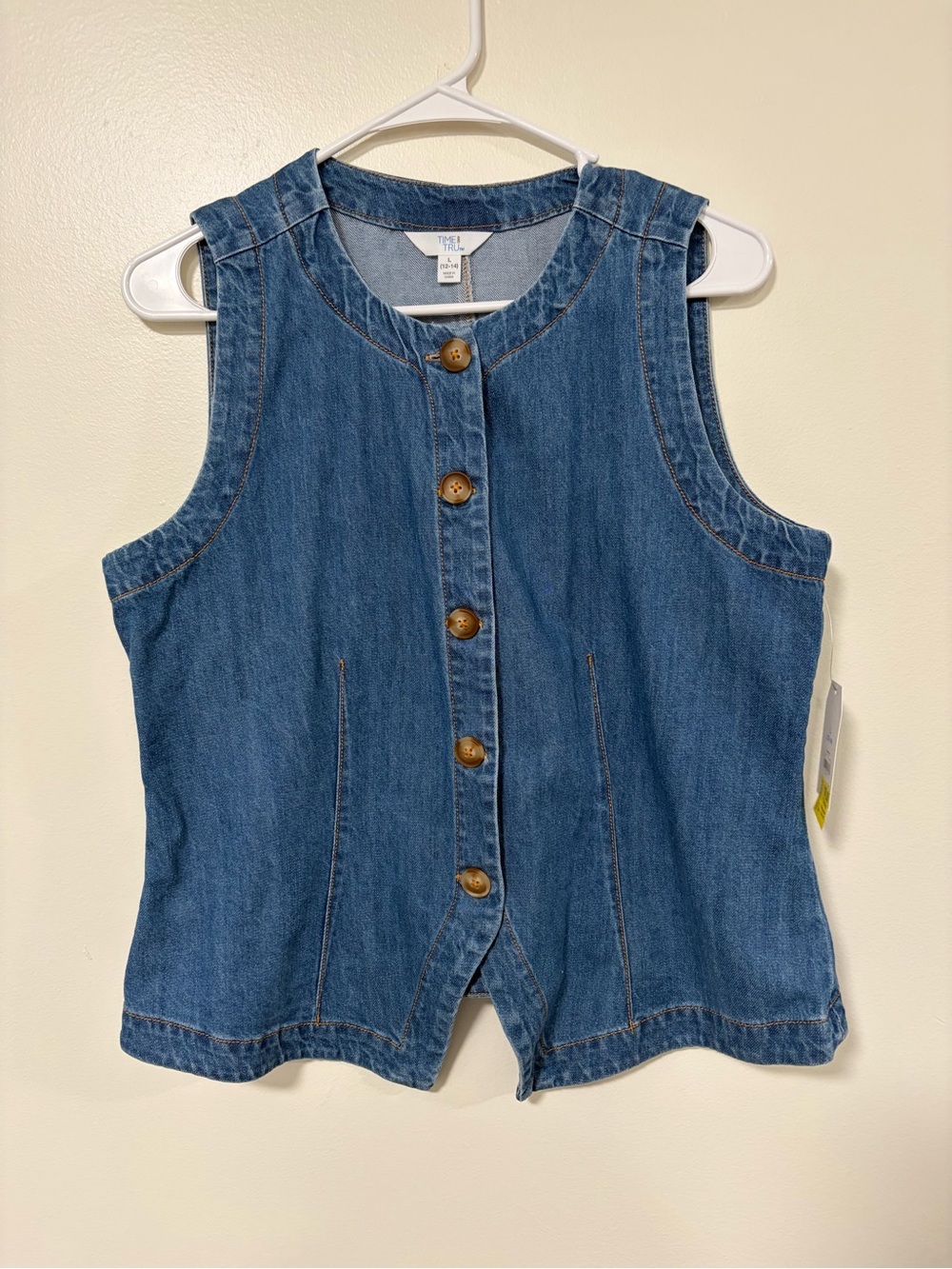 Time and Tru Denim Button-Front Tank Top - Blue